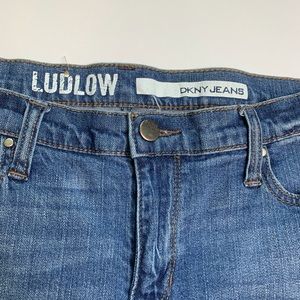 DKNY Ludlow crop jeans size 08
